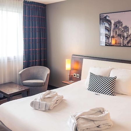 Hotel Mercure Rennes Cesson Esterno foto