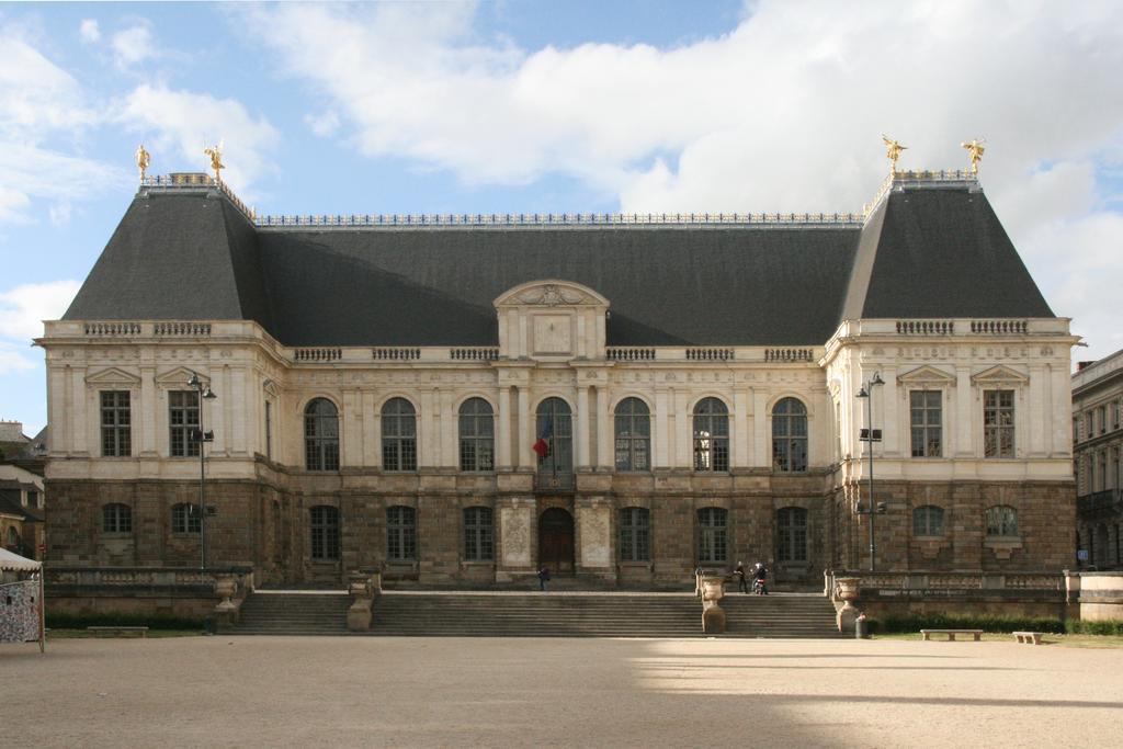 Hotel Mercure Rennes Cesson Esterno foto
