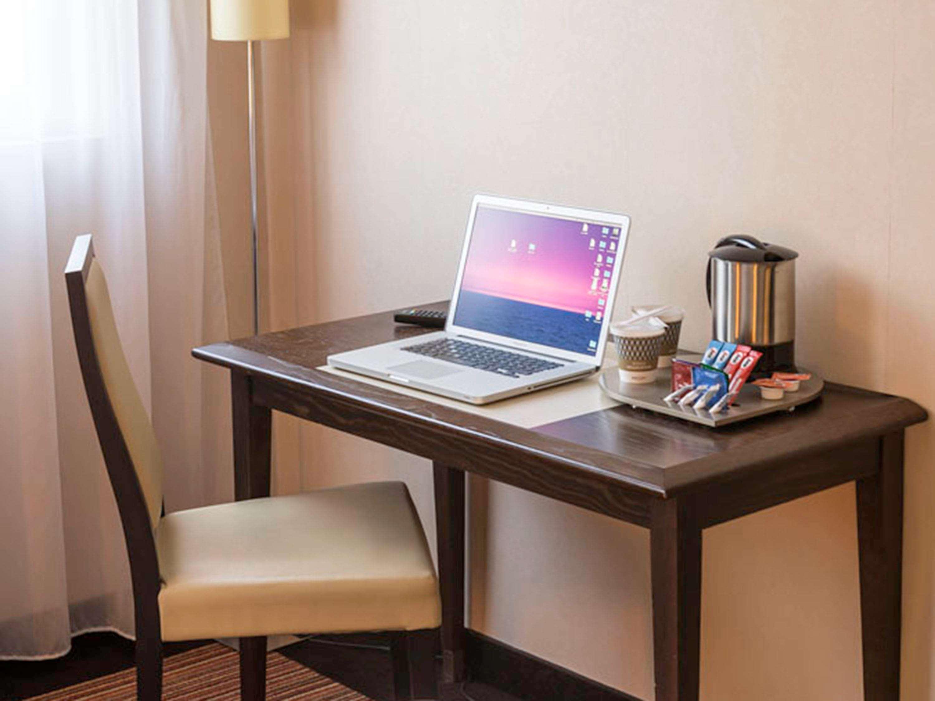 Hotel Mercure Rennes Cesson Esterno foto
