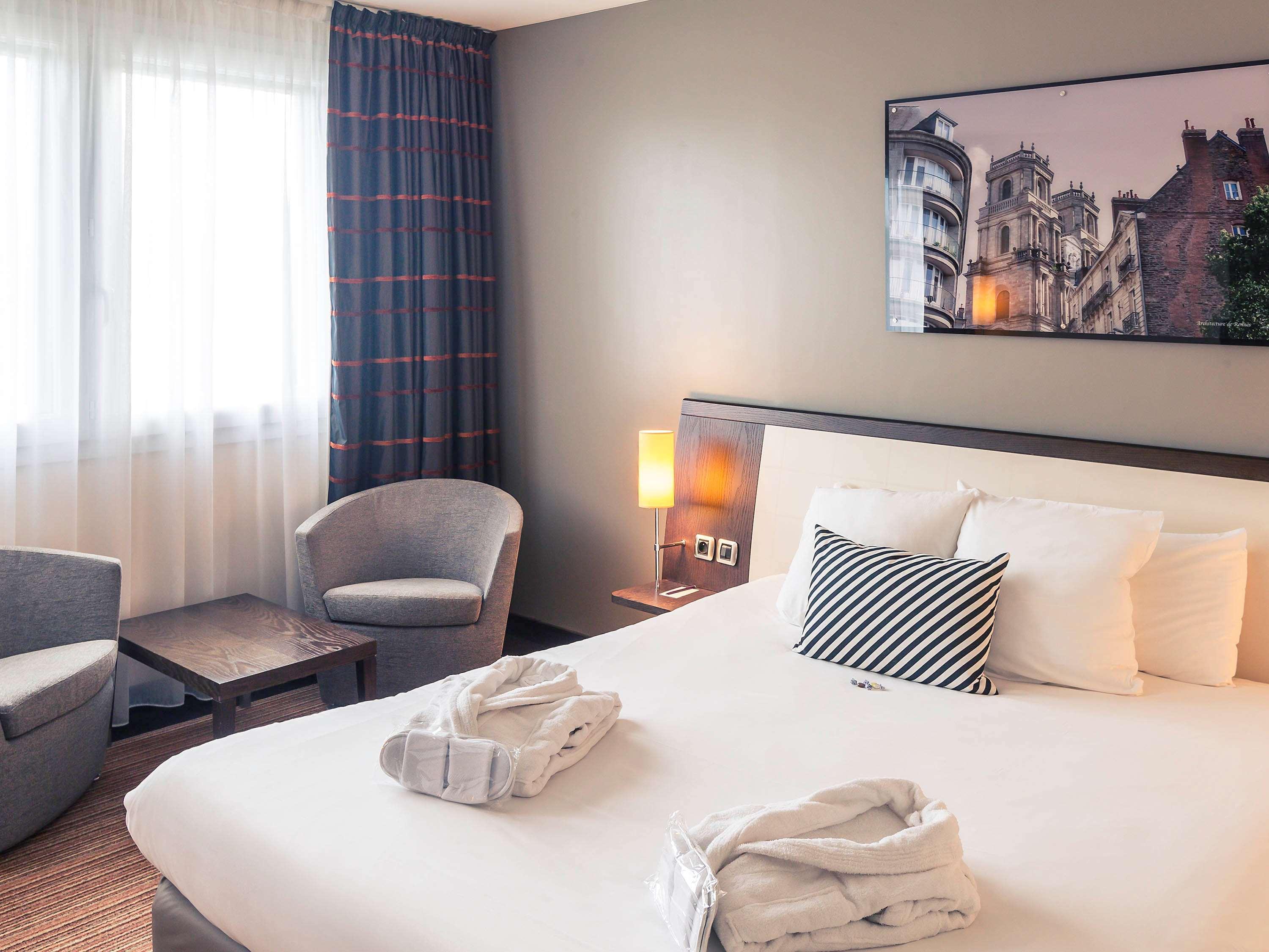 Hotel Mercure Rennes Cesson Esterno foto