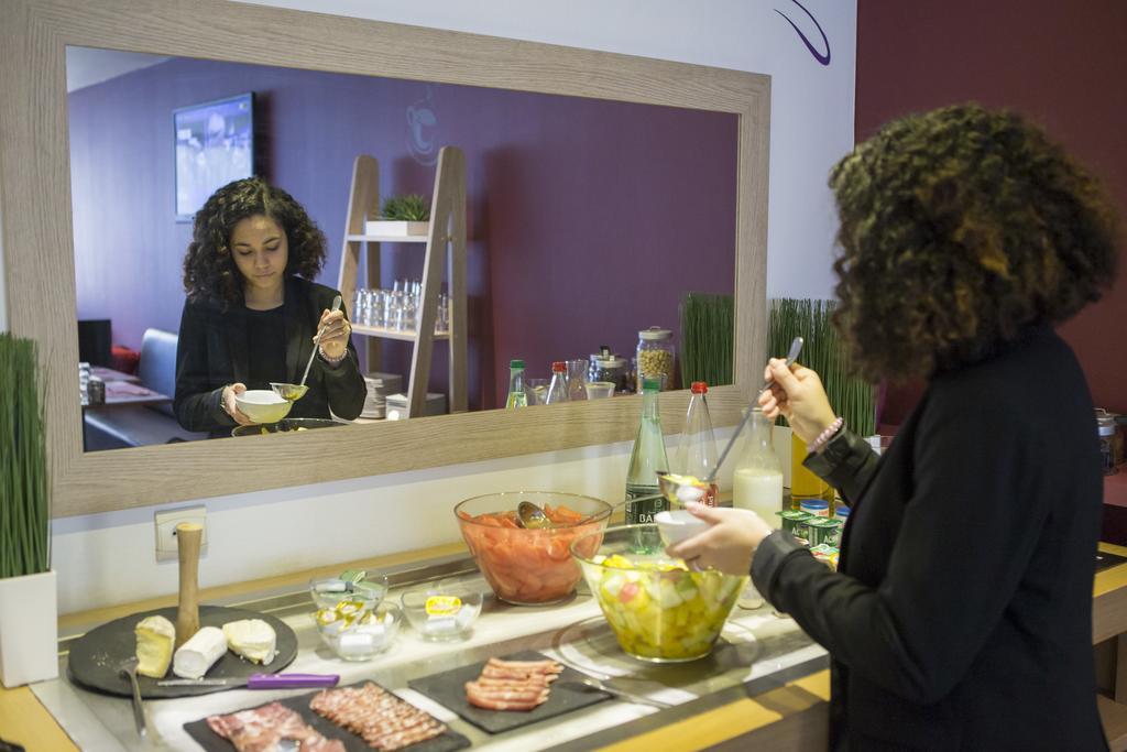 Hotel Mercure Rennes Cesson Esterno foto