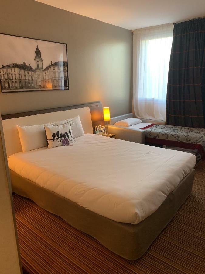 Hotel Mercure Rennes Cesson Esterno foto