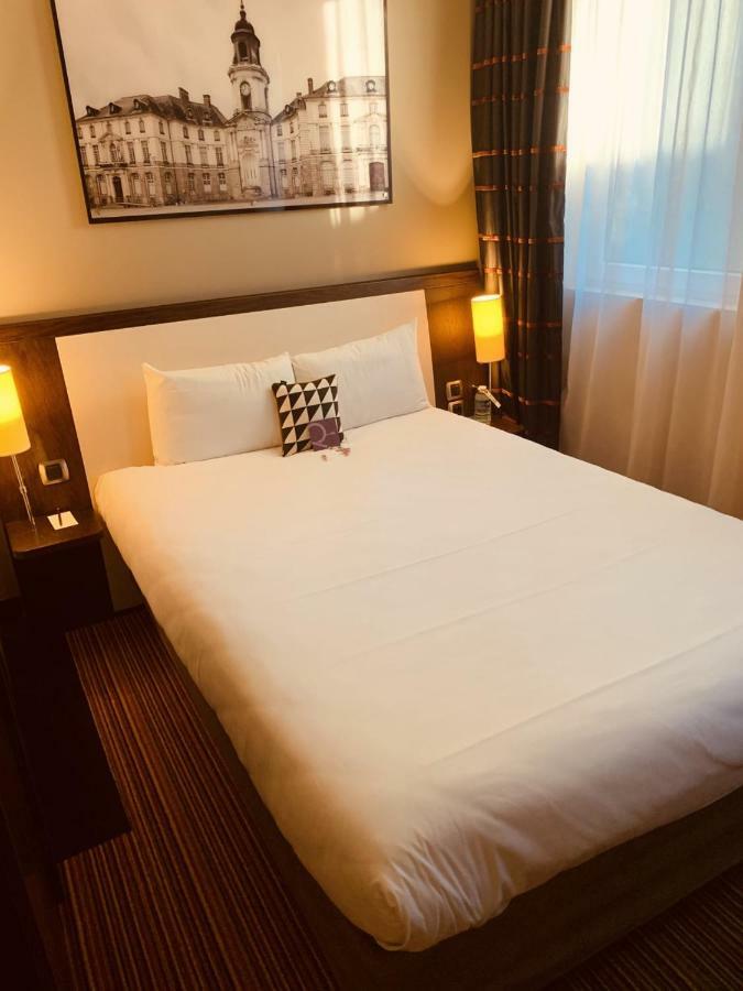 Hotel Mercure Rennes Cesson Esterno foto